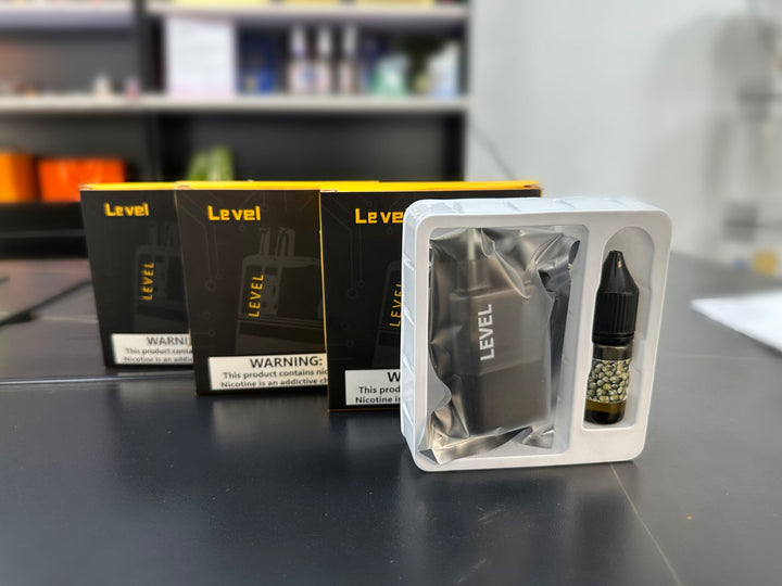 Level X Pod with  Refillable Coil & Tokyo 10 mL Flavour Bottel